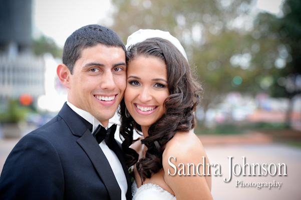 Best Maggiano's Orlando wedding photographer - Sandra Johnson (SJFoto.com)